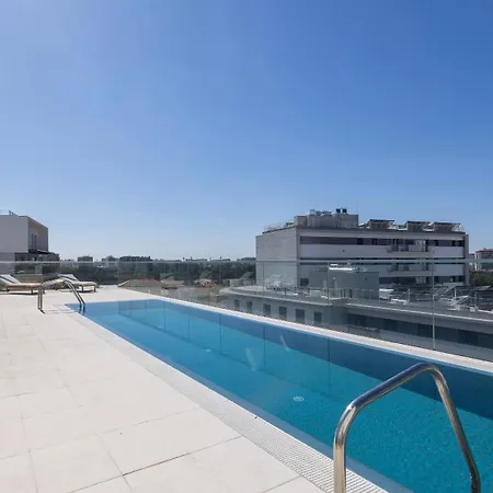 شقة Soft Modern Flat With Pool & Gym By Lovelystay