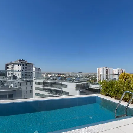 شقة Soft Modern Flat With Pool & Gym By Lovelystay