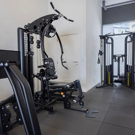 Soft Modern Flat With Pool & Gym By Lovelystay Lisbon